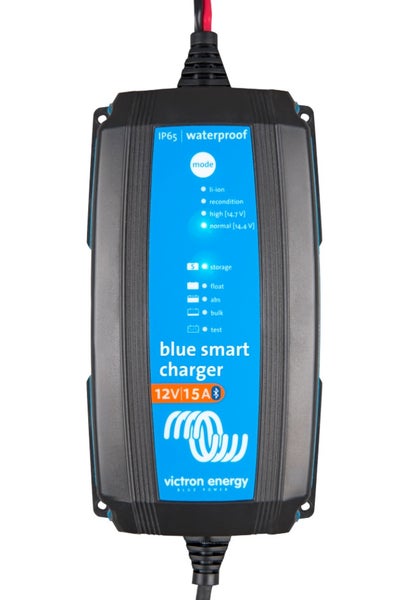 Blue Smart IP65 Charger 12/15(1) 230V CEE 7/17